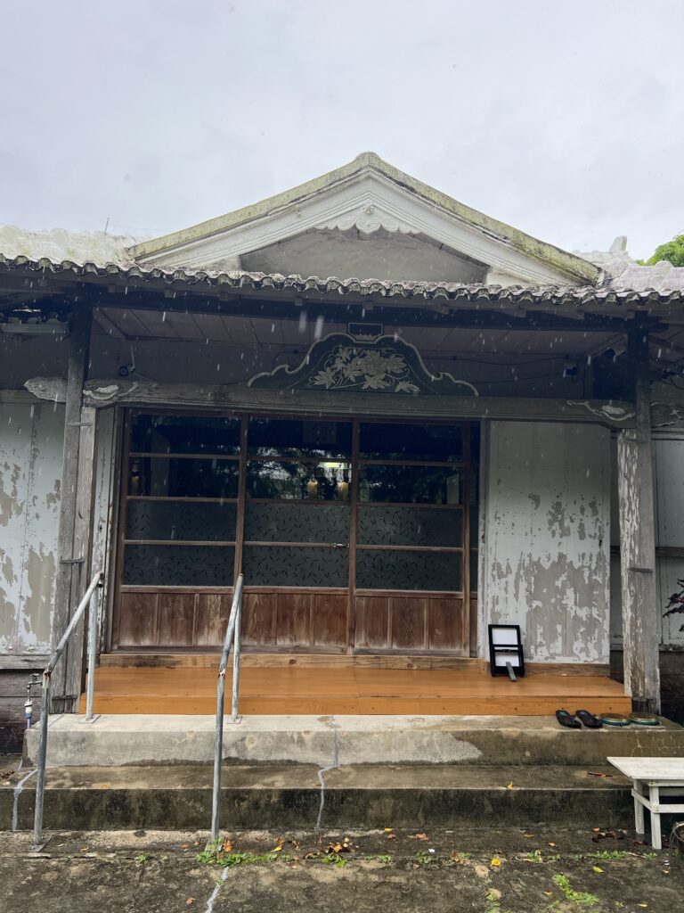 千眼寺 名護市のお寺 千眼寺 名護市のお寺