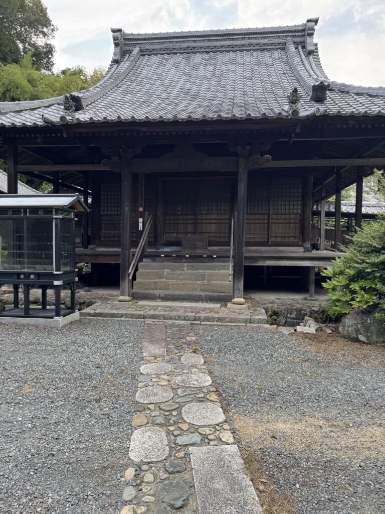 千眼寺 名護市のお寺 千眼寺 名護市のお寺